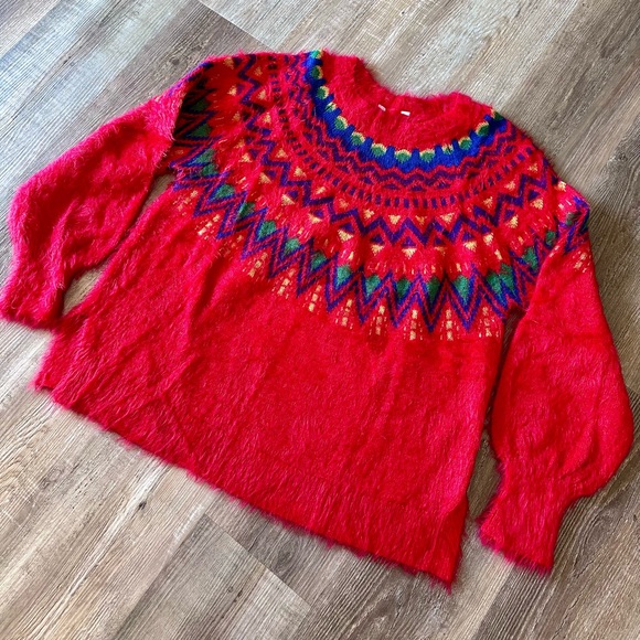 Beautiful red sweater. Size large - Picture 1 of 5